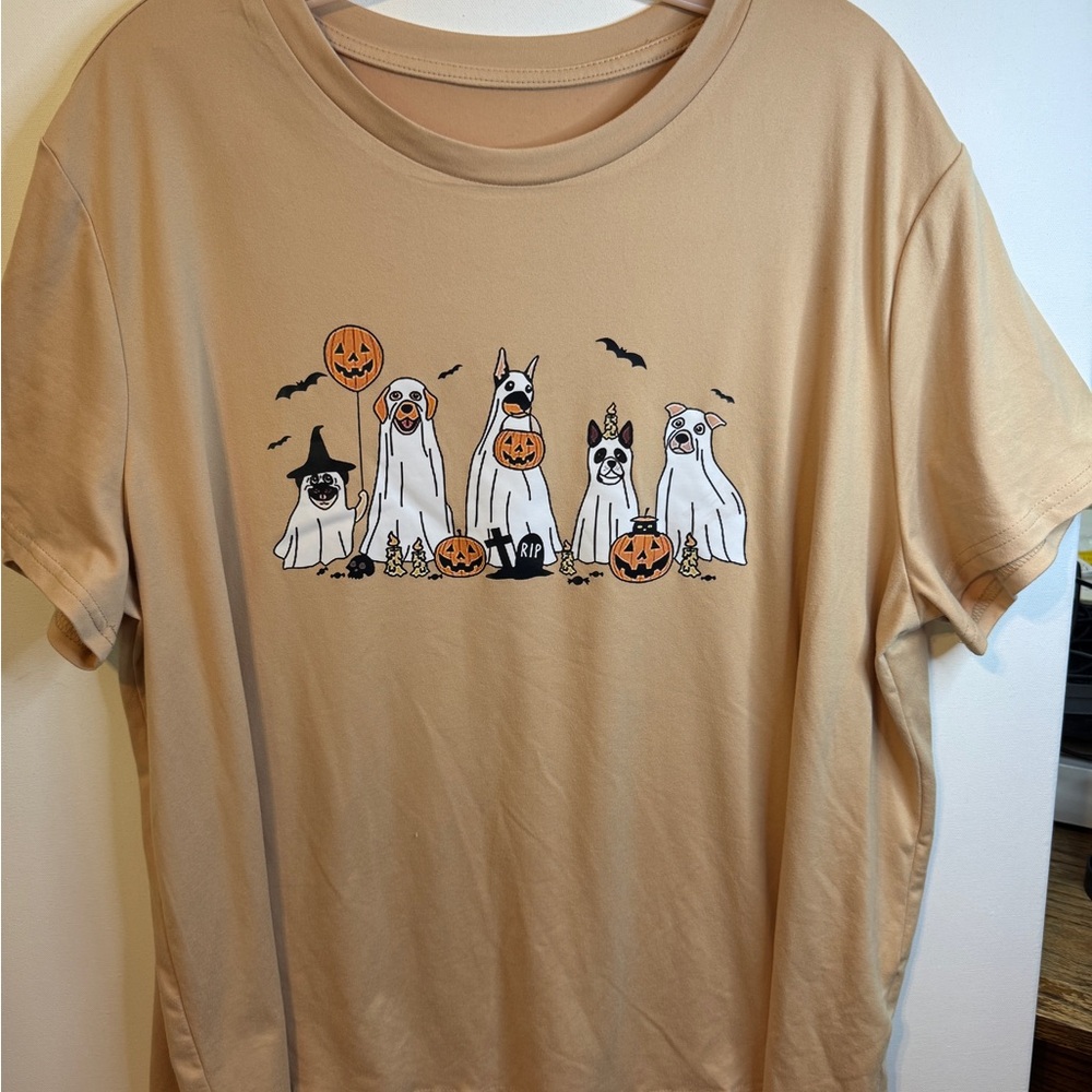 Halloween Dog Graphic T-Shirt